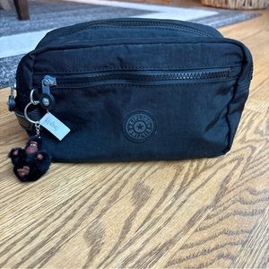 New Kipling Agot toiletry bag black